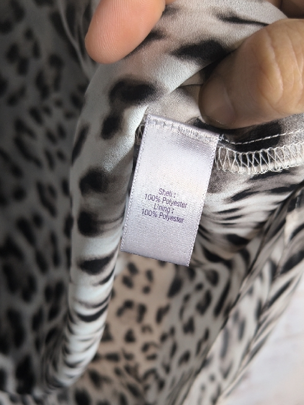 Jennifer Lopez Leopard Print Beaded Neckline 1X Sleeveless Top - Picture 5 of 6